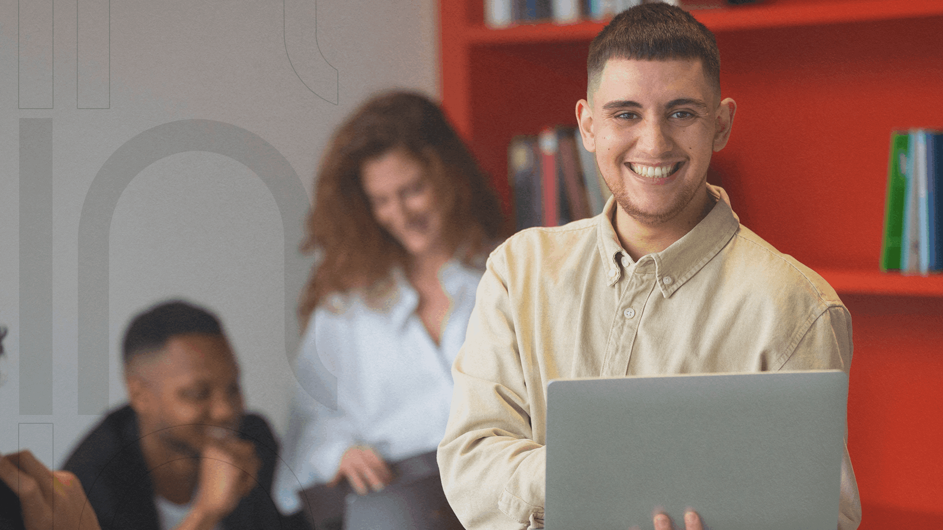 Treinamento isolado vs jornada: qual gera mais ROI? 